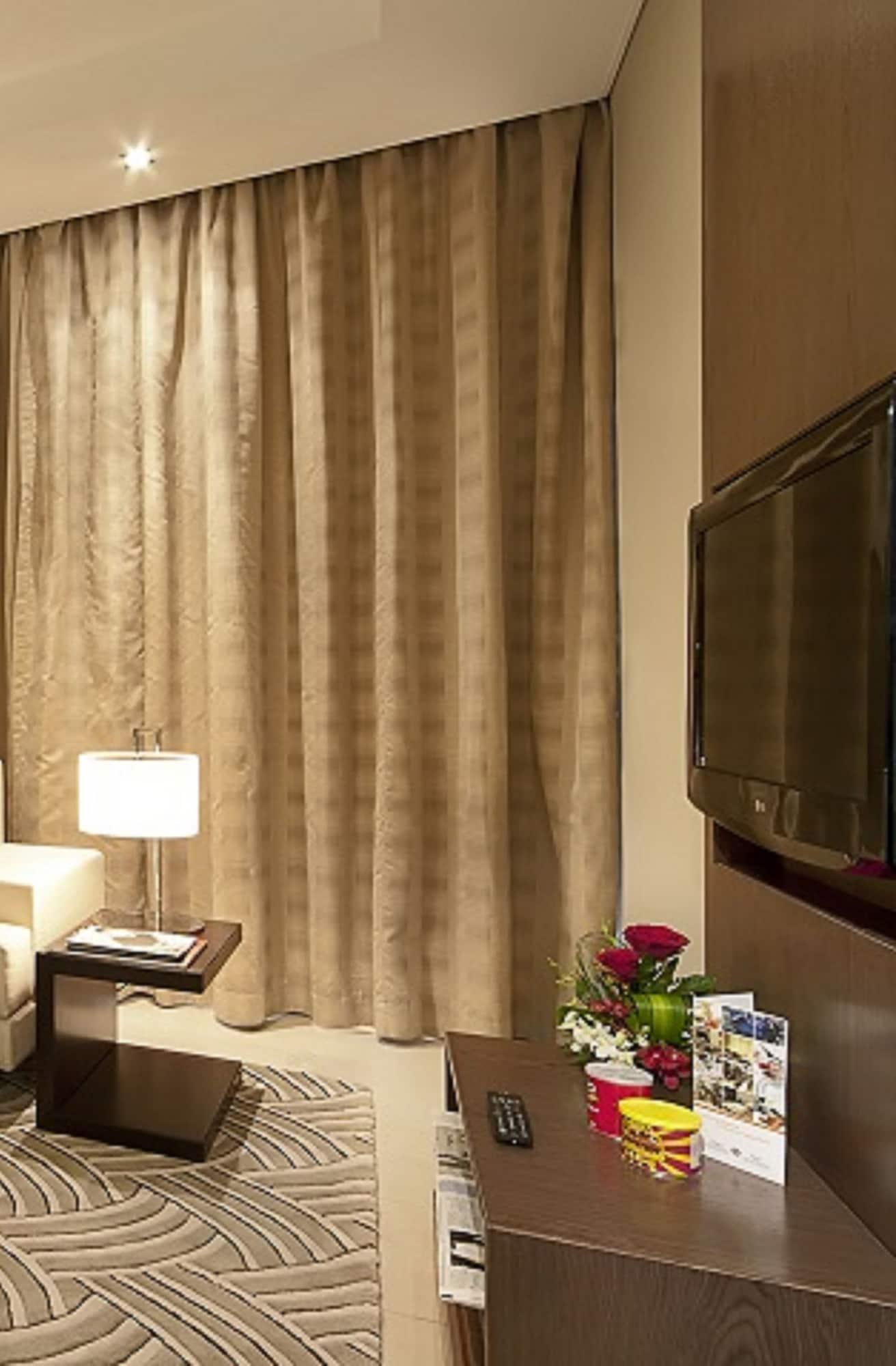 Oaks Liwa Executive Suites Abu Dabi Exterior foto